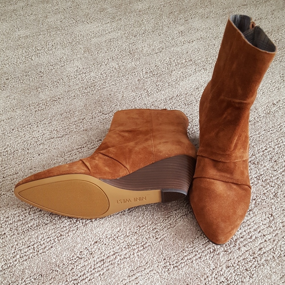 Nine west size 8 booties